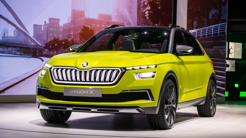 Еще один шаг к конвейеру: Skoda представила свой новый электрический кроссовер Vision iV